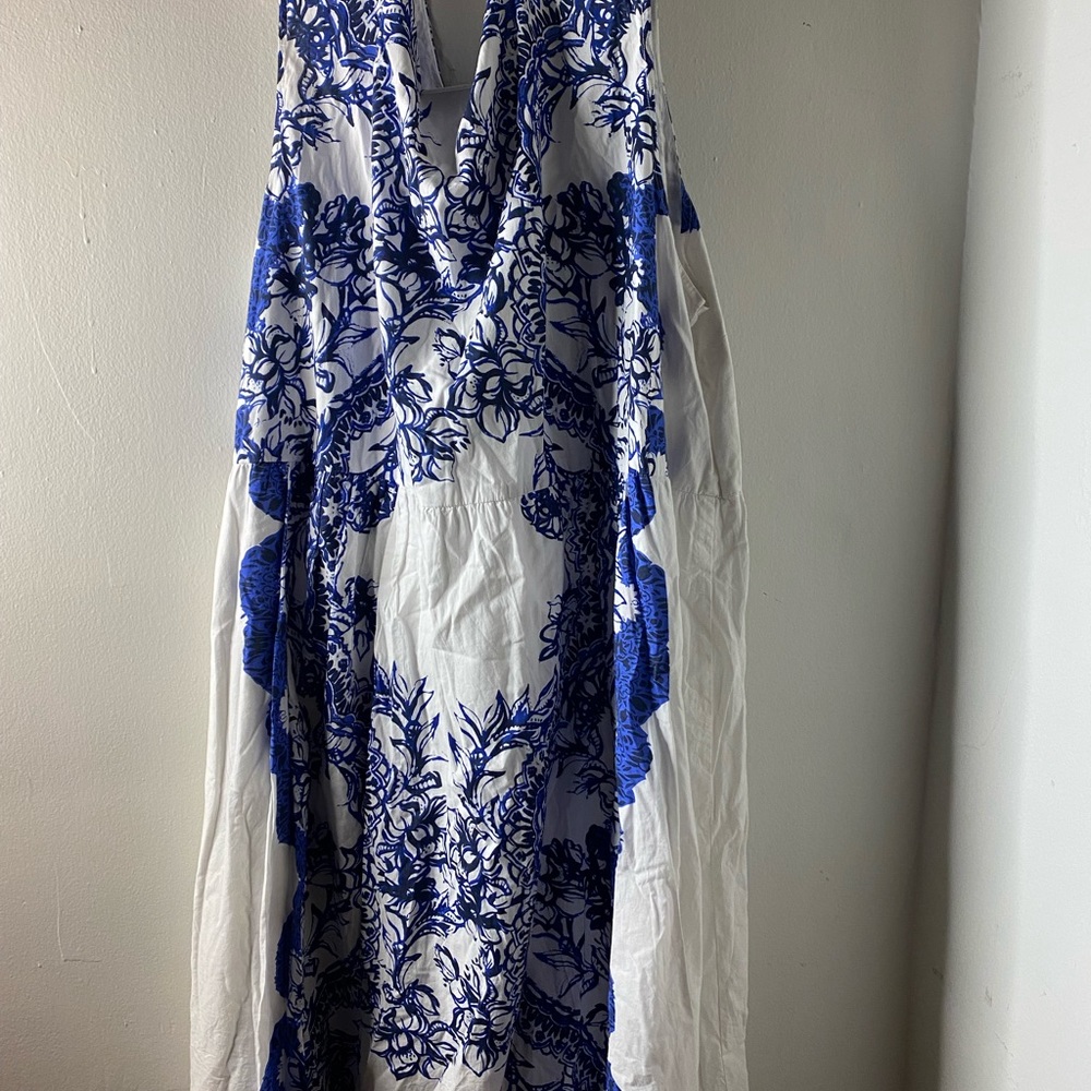 Woman’s 24/7 Blue and White Cotton Dress